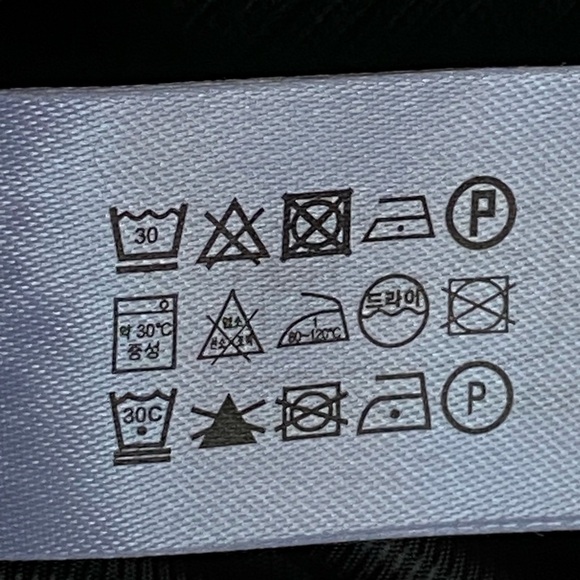 NWT. Zara Black Viscose/Wool Bland Embossed Fabric Cropped Bomber Jacket Size S. - Picture 12 of 12